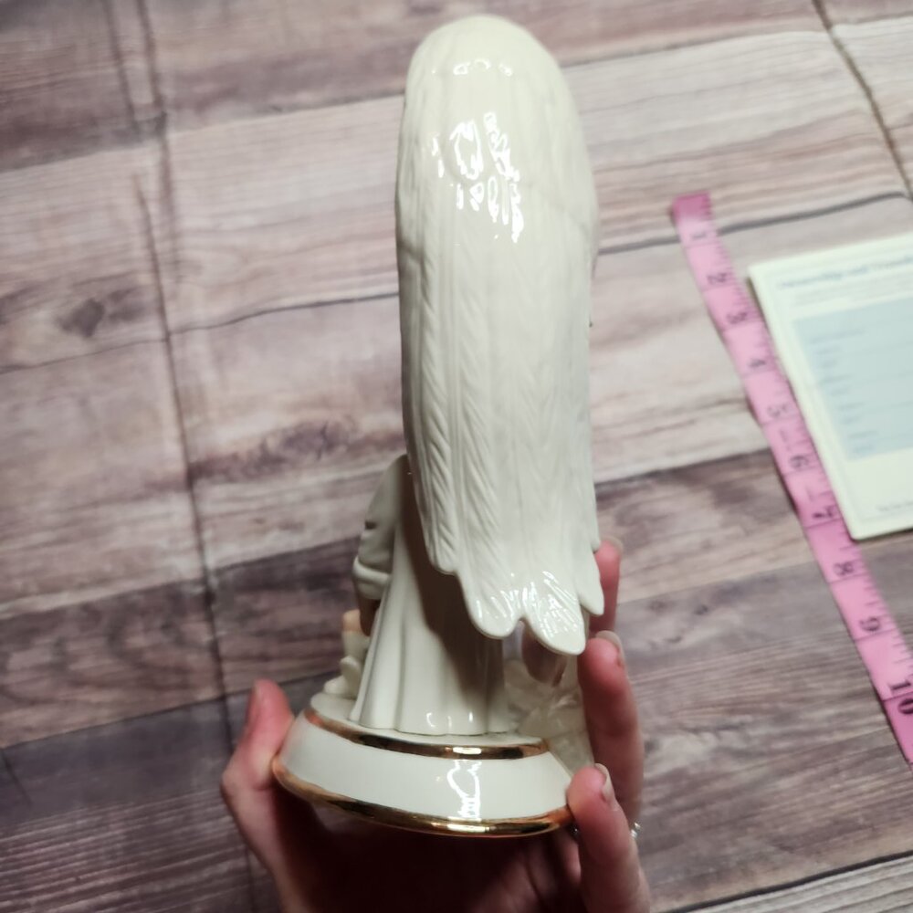 The Bradford Exchange Heavens Gentle Touch "Angel Of Love" RN Nurse Figurine - Picture 6 of 9